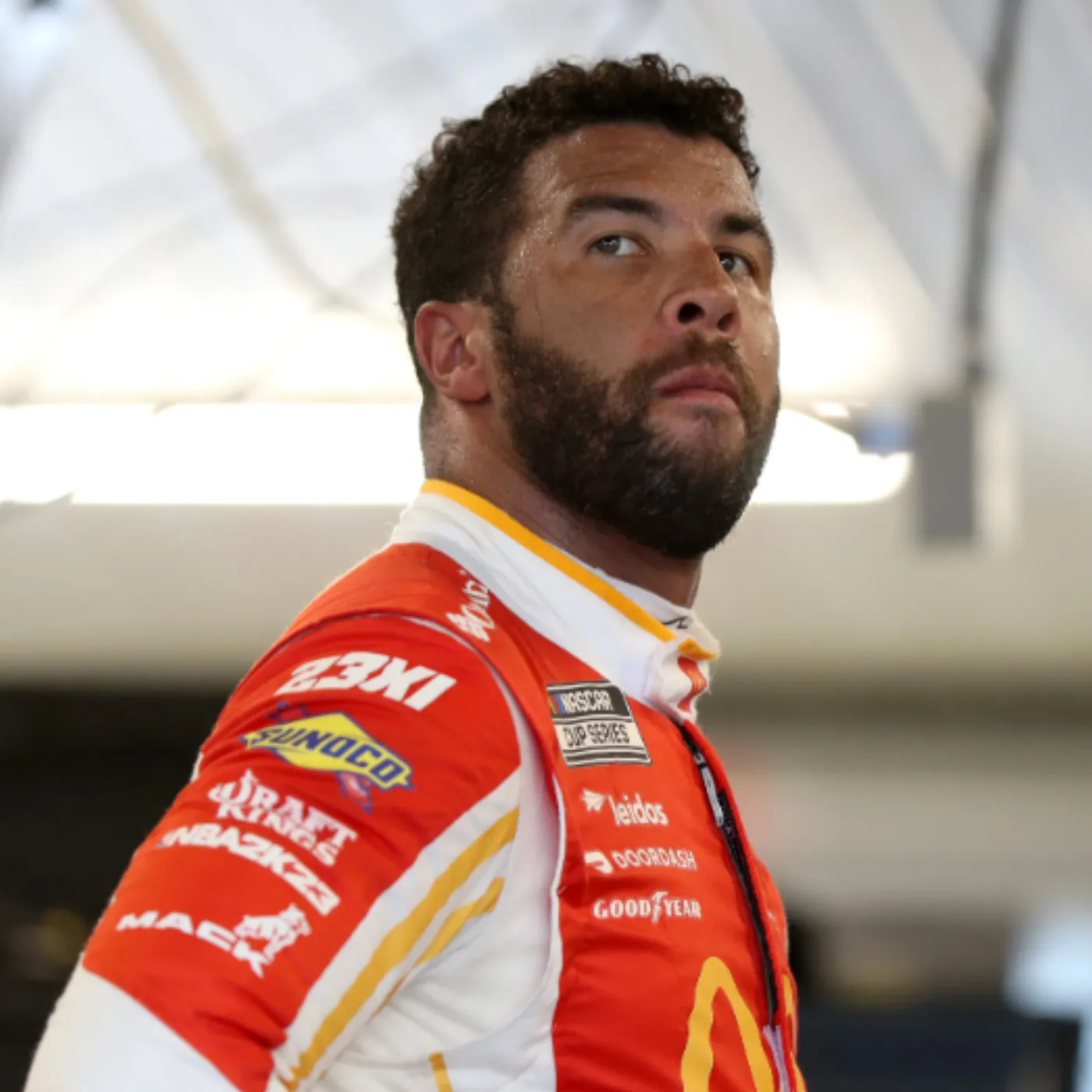 image_6858fb5d9804e "IDIOT" Kyle Larson called Bubba Wallace a cheater live on air, and Kyle Larson's more surprising response stunned everyone, forcing Nascar to make a public statement.