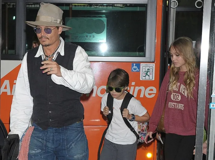 The first time Johnny Depp confesses about the The hidden aspects of being the father of Jack and Lily-Rose