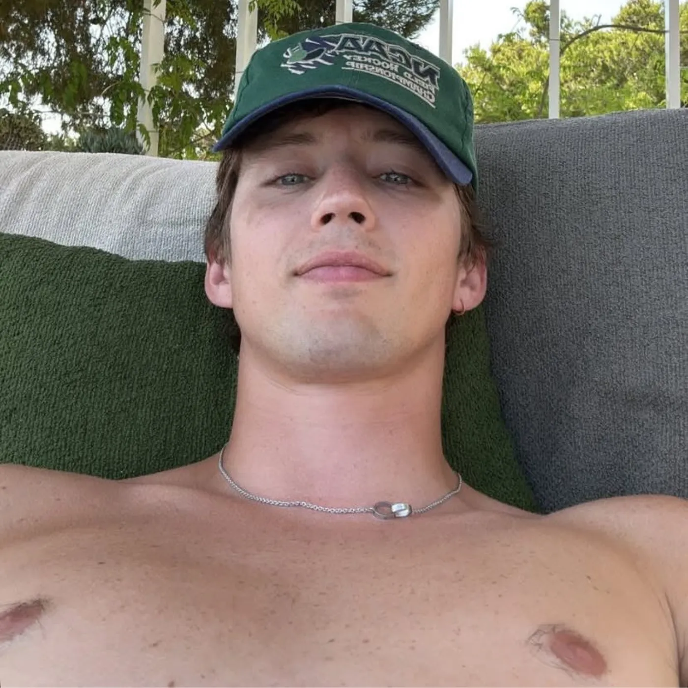 image_685a420b55353 Troye Sivan Just Gave the Internet a Body Check It Didn’t Ask For