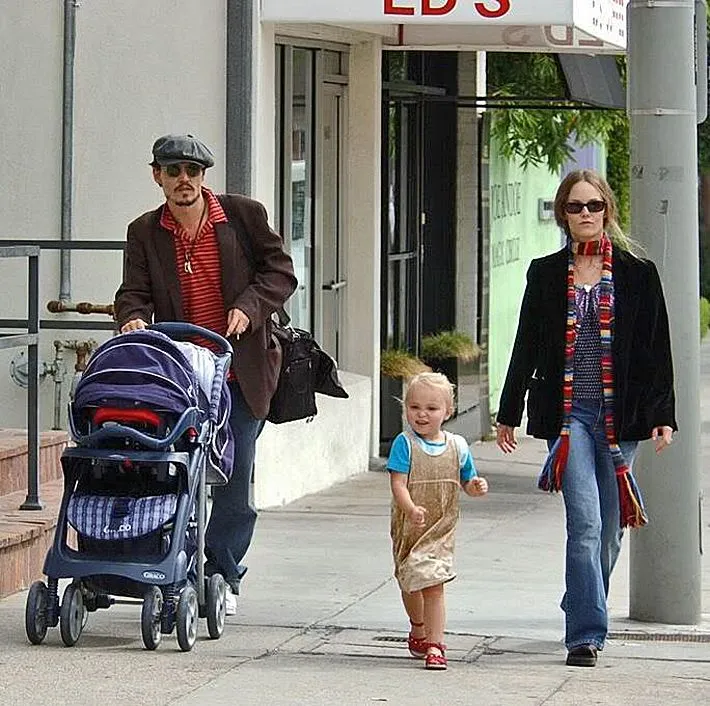 image_685b8e4fbb73e Johnny Depp unexpectedly shared his nostalgia for the life he once had with his ex, Vanessa Paradis.