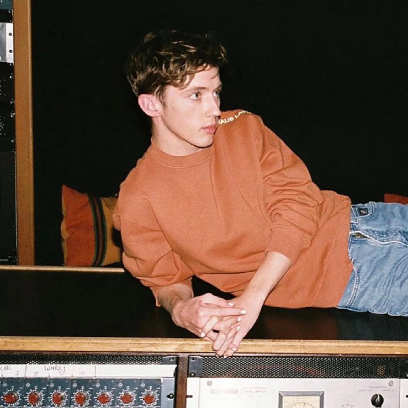 image_685b9ddc2469f Troye Sivan’s Latest Studio Demand Has Producers Shaking — Is This Genius or Control Freak?