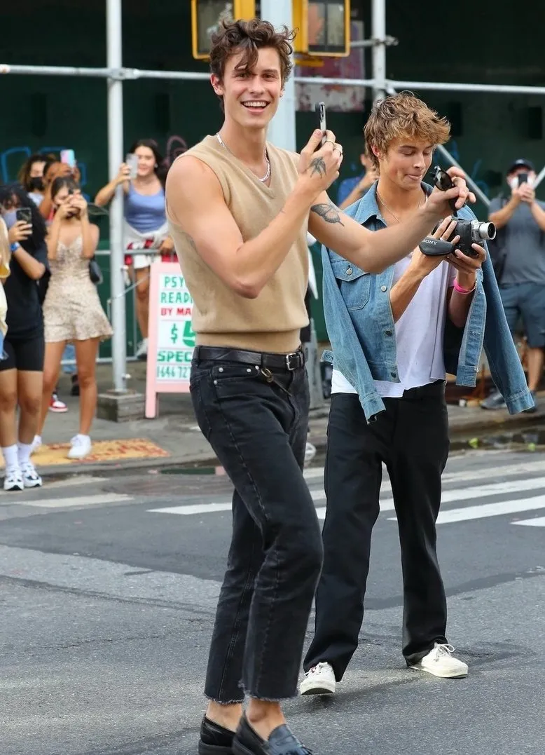 We Hid It for Years… and Now the Truth About Shawn Mendes And Connor Brashier Is Tearing the Internet Apart