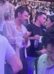 The Internet’s Obsessing Over This Clip of Harry Styles and a Man Last Night — Watch Before It’s Gone 1 The Internet’s Obsessing Over This Clip of Harry Styles and a Man Last Night — Watch Before It’s Gone