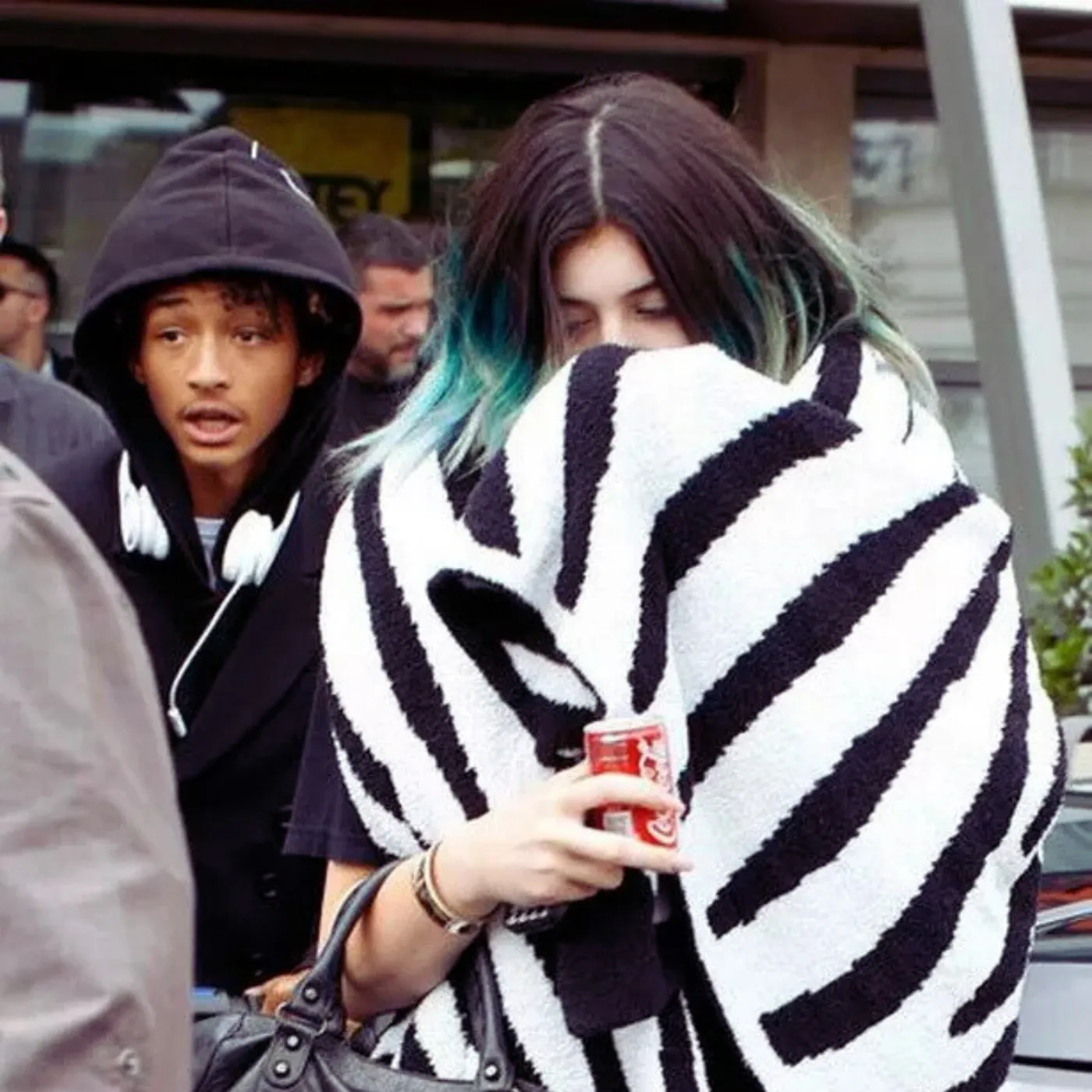Jaden Smith & Kylie Jenner’s ‘Forgotten’ Relationship Is Going Viral Again 19 Jaden Smith & Kylie Jenner’s ‘Forgotten’ Relationship Is Going Viral Again
