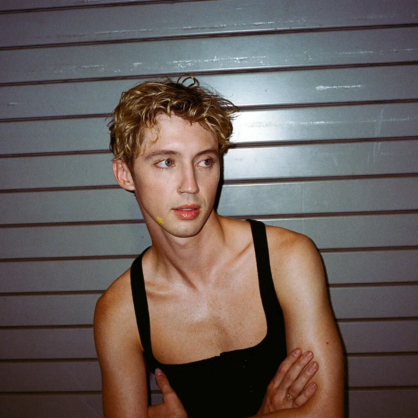 image_685cebf54326c Troye Sivan’s “Perfect Family” Image Hides a Tougher Past
