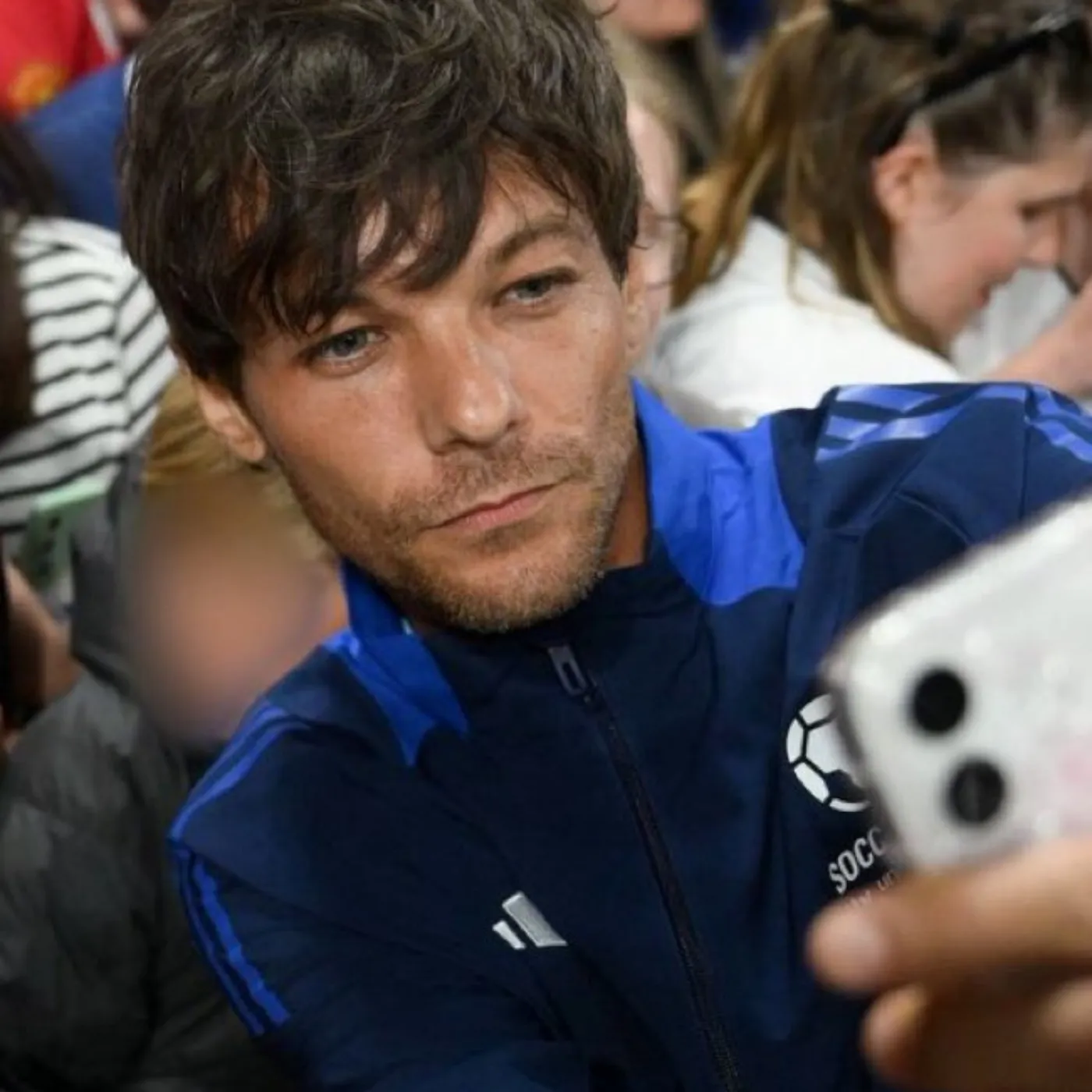 image_685cf744b2e5c Louis Tomlinson Just Showed Up at Glastonbury Like He Wasn’t Louis Tomlinson