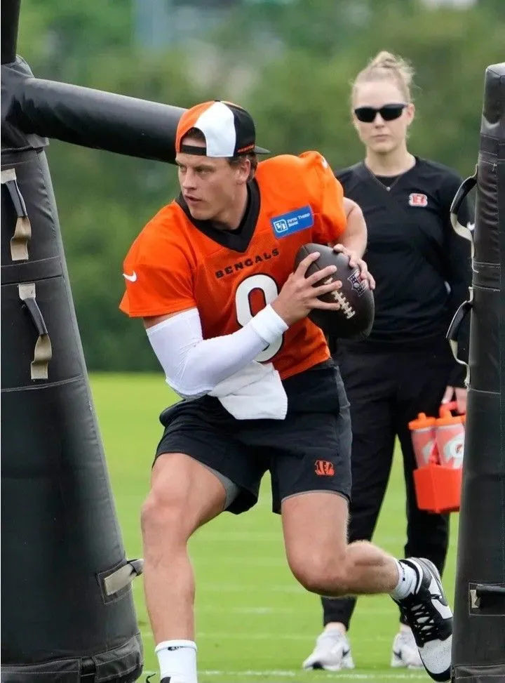 image_685e10d222176 This Joe Burrow Throw Should Be Illegal — Watch It Fly Over the Mountains