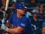 After many quiet days, Pete Alonso exploded with a 3-for-4 performance, including a double, one RBI, and one run scored. 1 After many quiet days, Pete Alonso exploded with a 3-for-4 performance, including a double, one RBI, and one run scored.