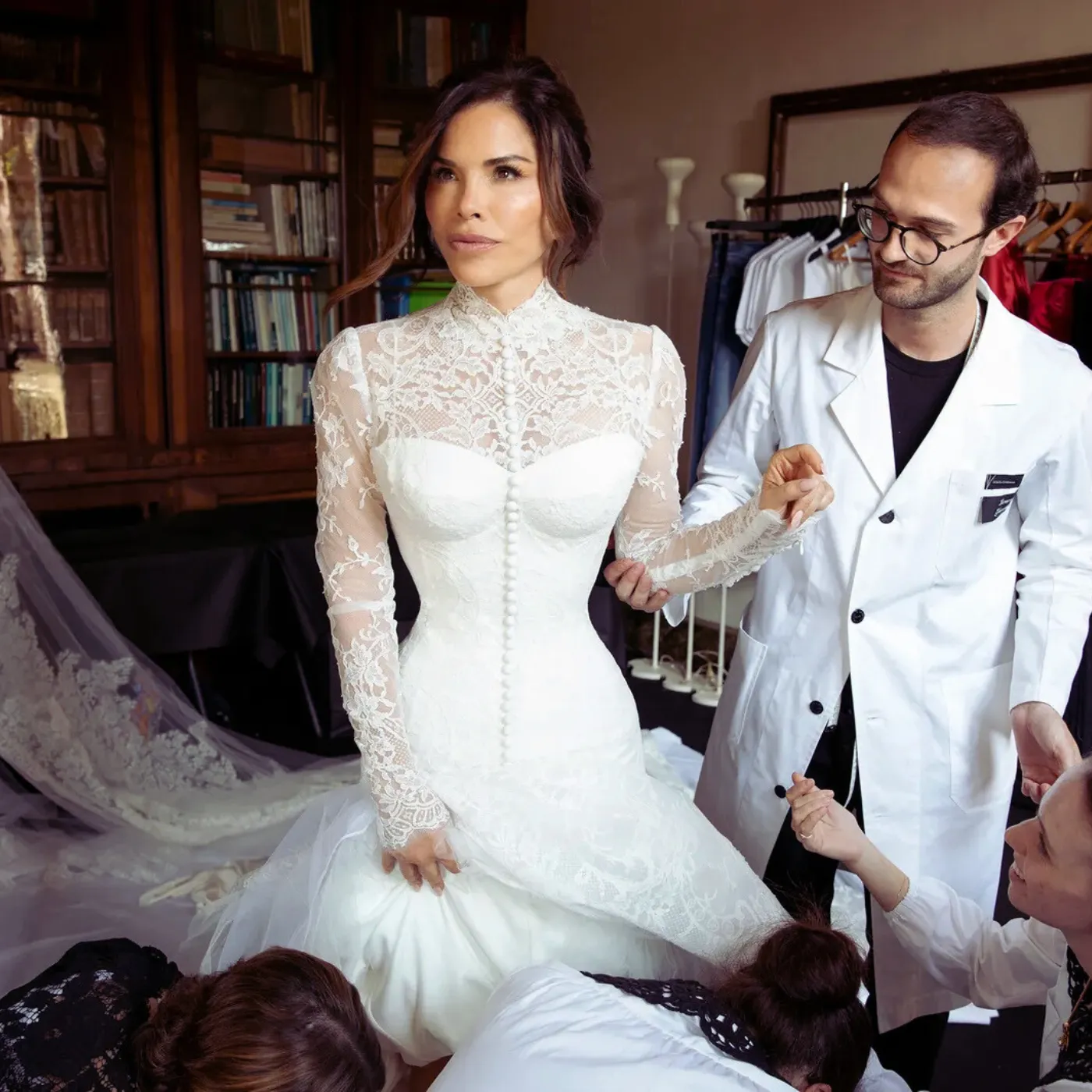 image_685f55e1b4a85 Jeff Bezos Wedding Ignites Frenzy After Lauren Sánchez Secret Fitting Leaks