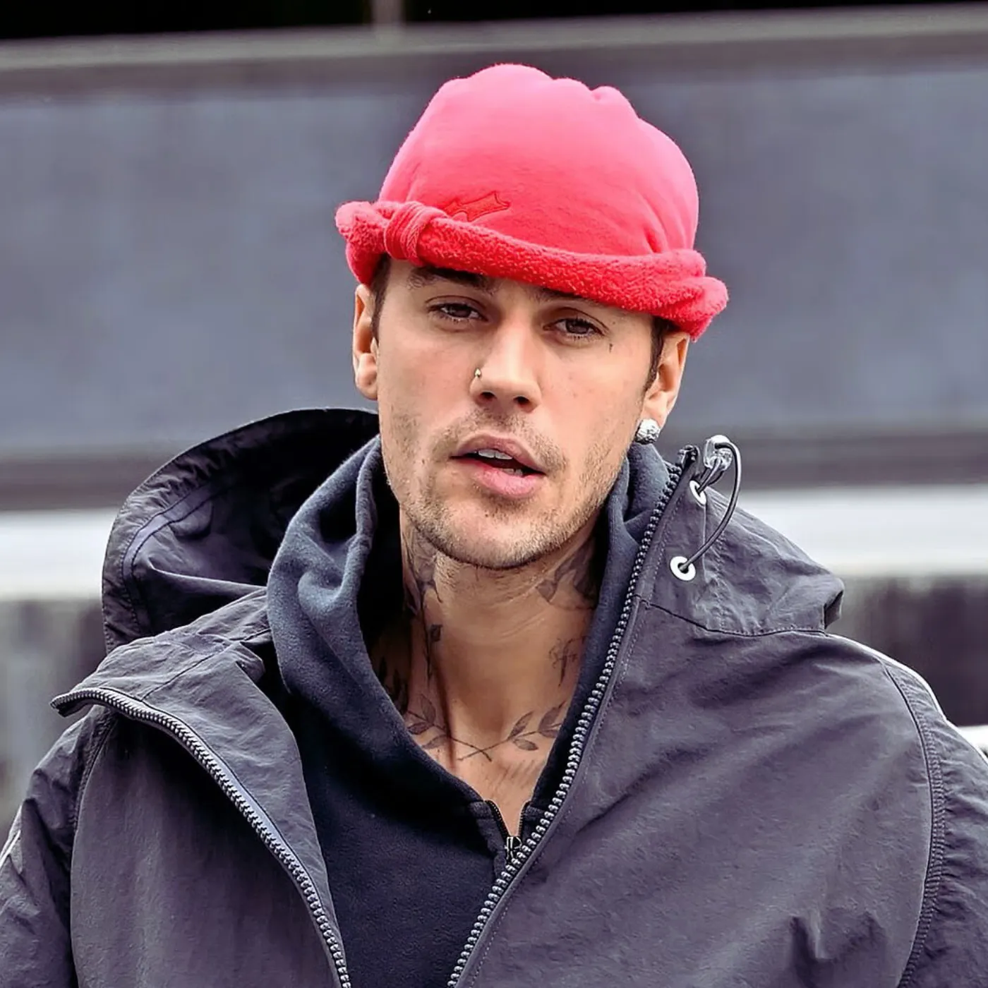 image_685f75b4a190e Justin Bieber Drops Vacation Photos but the Smile Isn’t Convincing Anyone