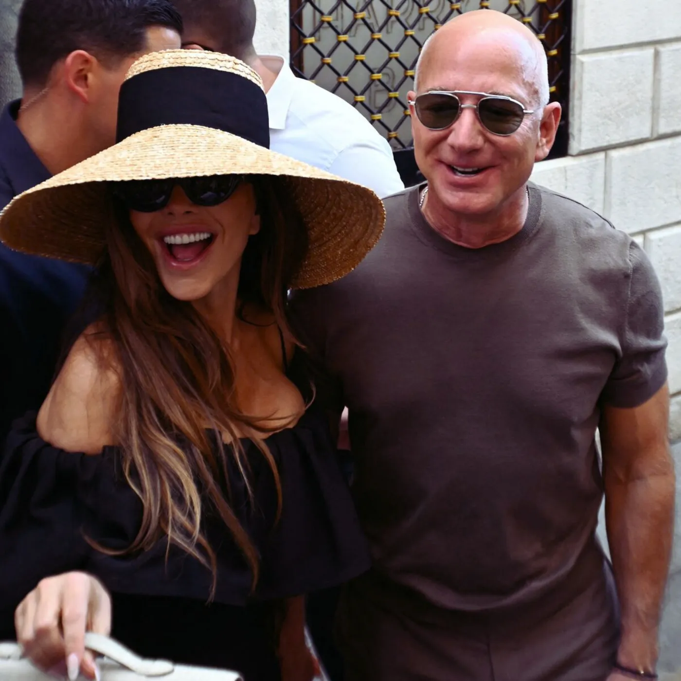 image_6860e39972cab Jeff Bezos Sparks Frenzy After Wild Water Taxi Moment With Bride