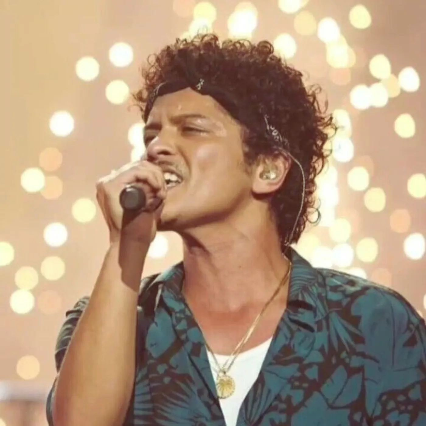 image_6861277c7e9d0 Bruno Mars Drops an Unexpected Comment That Ignites Rosé Fever