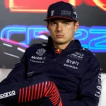 “This is FIA bias”—Antonelli fans explode after Verstappen crash penalty revealed
