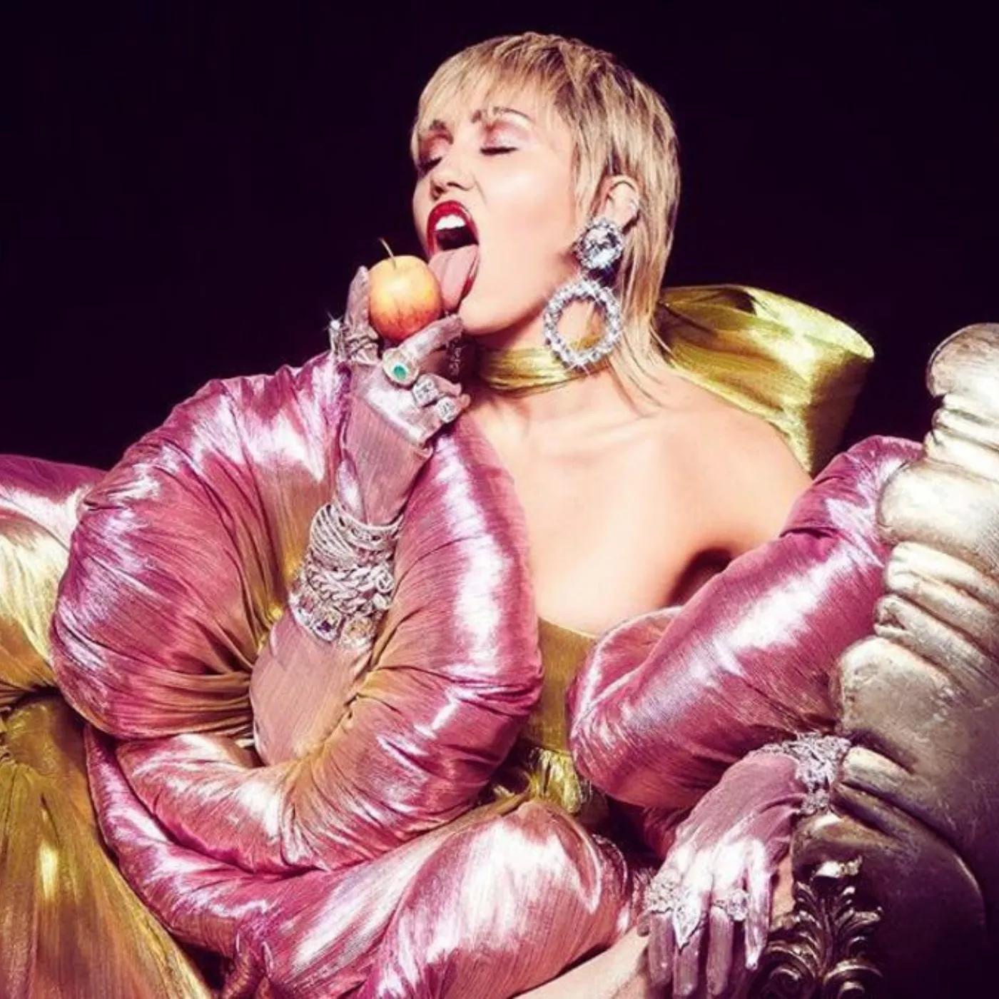 image_686254d6abc52 Miley Cyrus Exposes Plastic Hearts Mistake She Tried to Hide