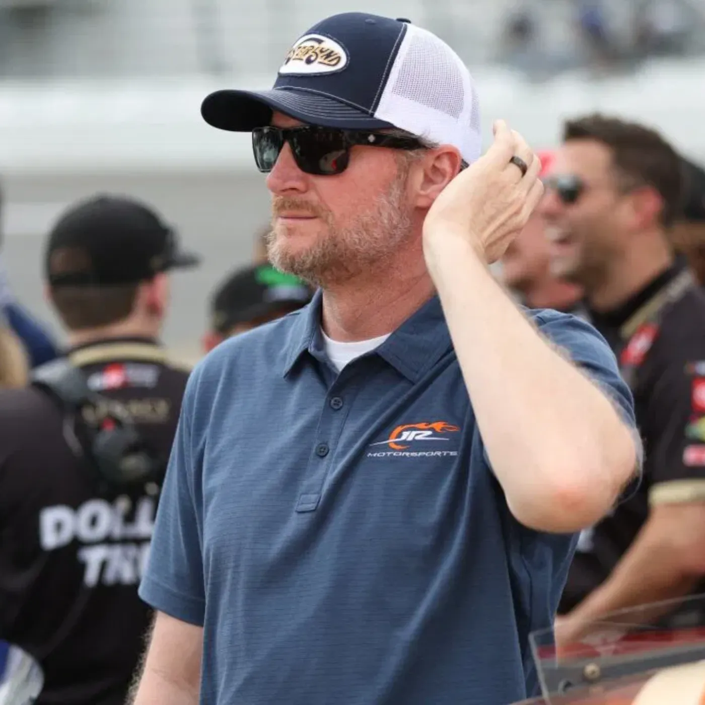 image_68634c00510a9 “Don’t Cross the Line Again”—Kyle Busch Slams Dale Earnhardt Jr., after an explosive interview, reveals a long-held secret.