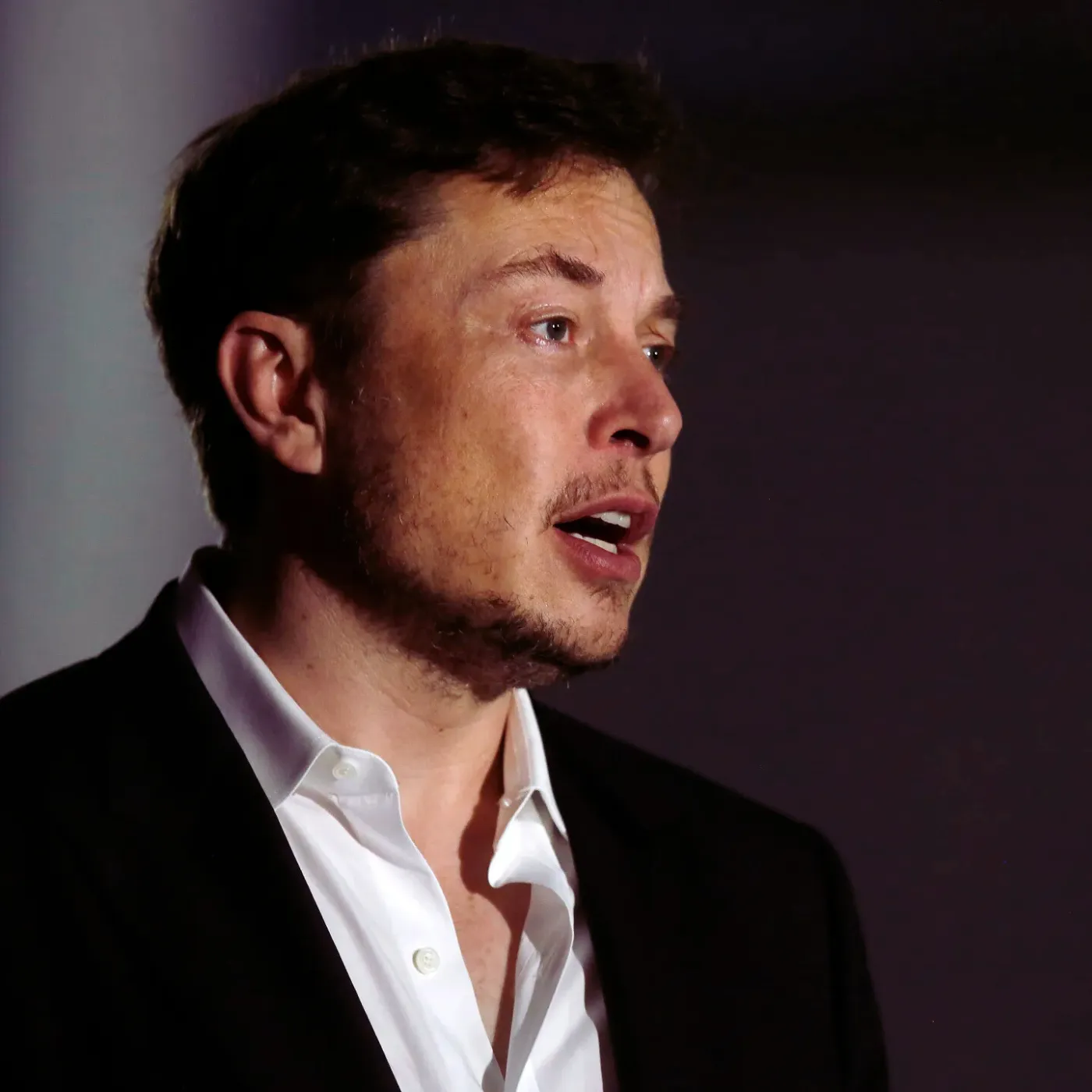 Elon Musk’s Sorry Sparks Outrage Wild Memes and Relentless Doubt