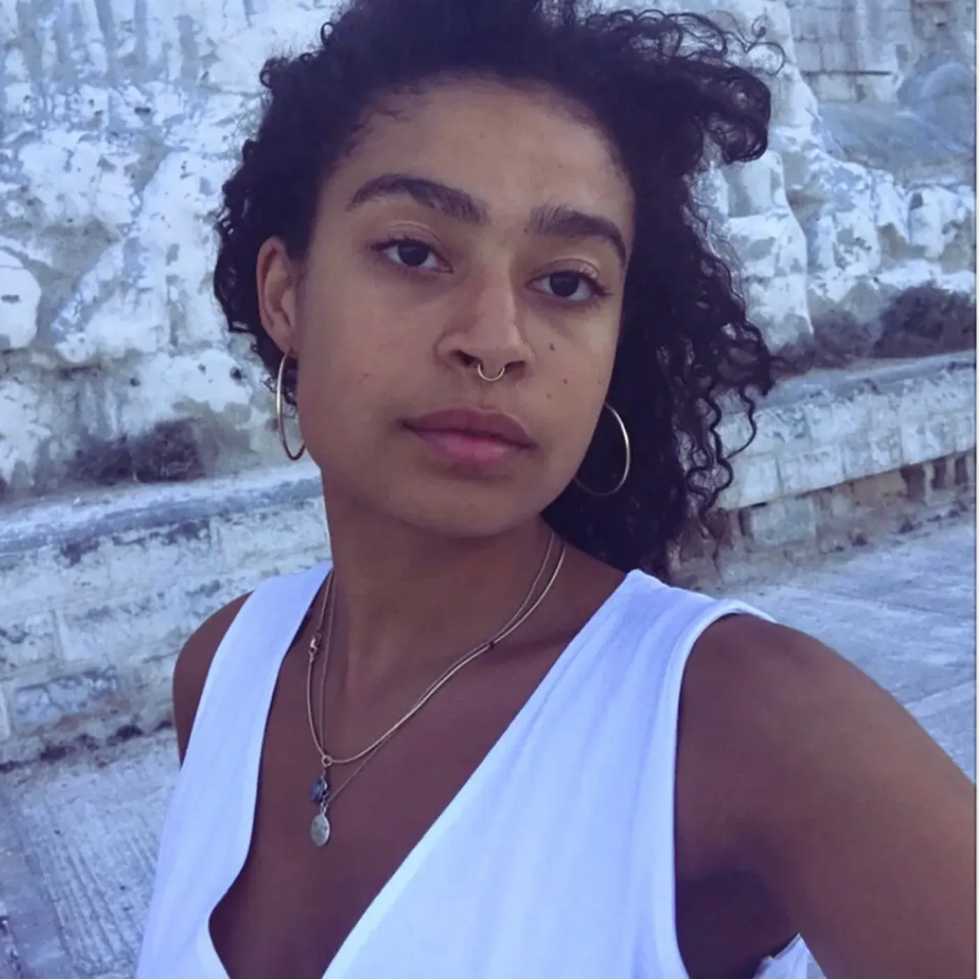 image_6864dc6893304 Harry Styles Sparks Outrage as Glastonbury Kiss Partner Finally Exposed