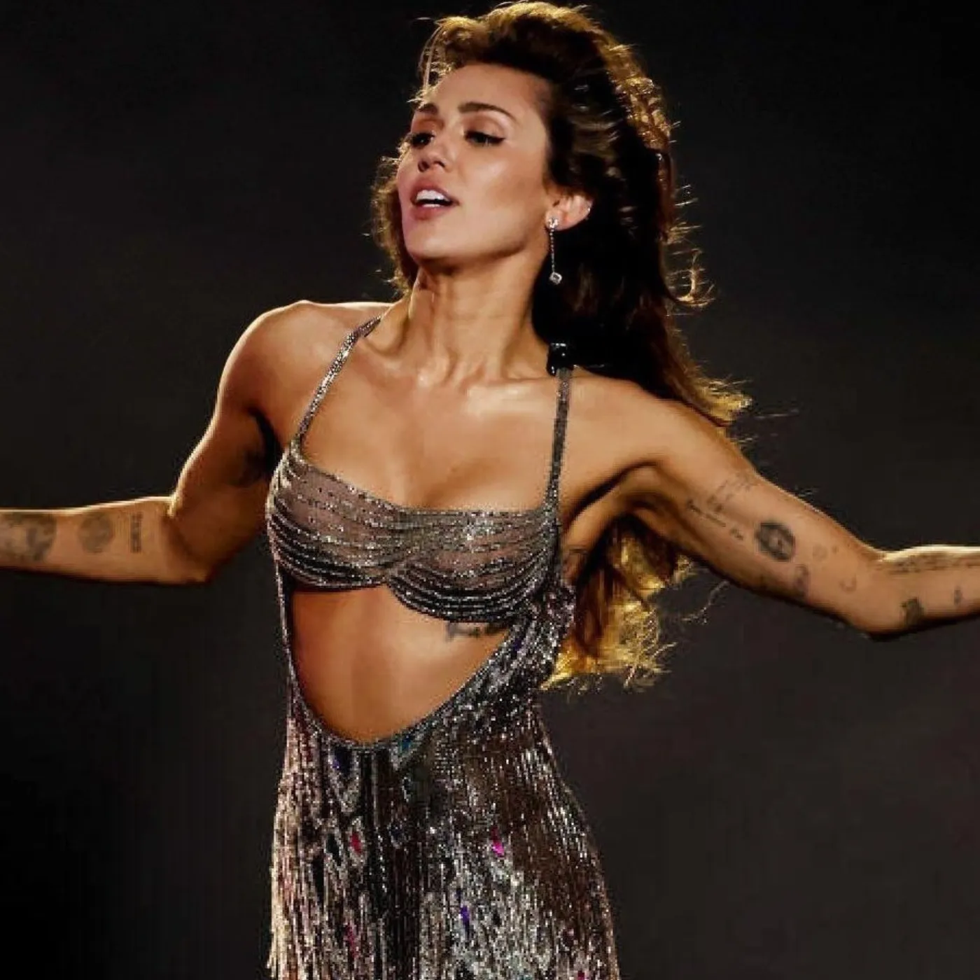 image_6865ef0d40525 Miley Cyrus Makes History With Game-Changing Walk of Fame Moment