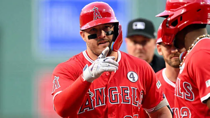 image_6865fb83e302e He Wasn’t Supposed to Say It — What Mike Trout Told a Demoted Rookie Left the Whole Clubhouse Stunned