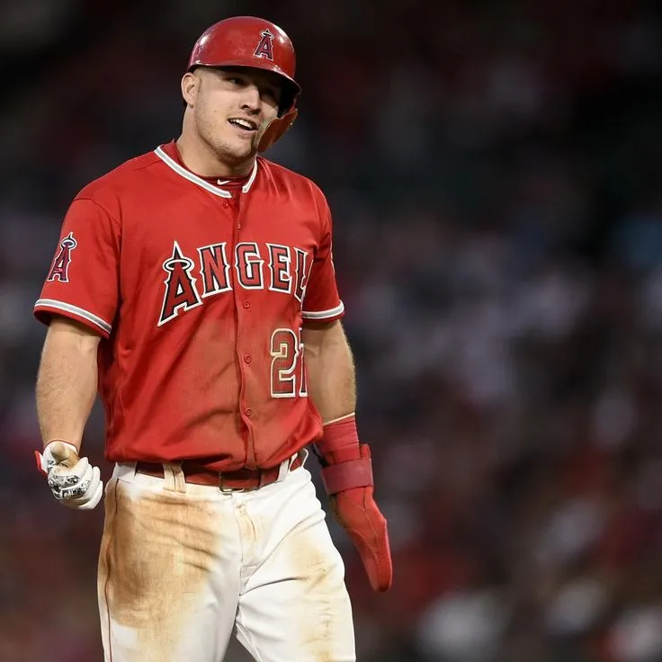 Fans Outraged as Mike Trout Gets Snubbed — You Won’t Believe Who Took His All-Star Spot!