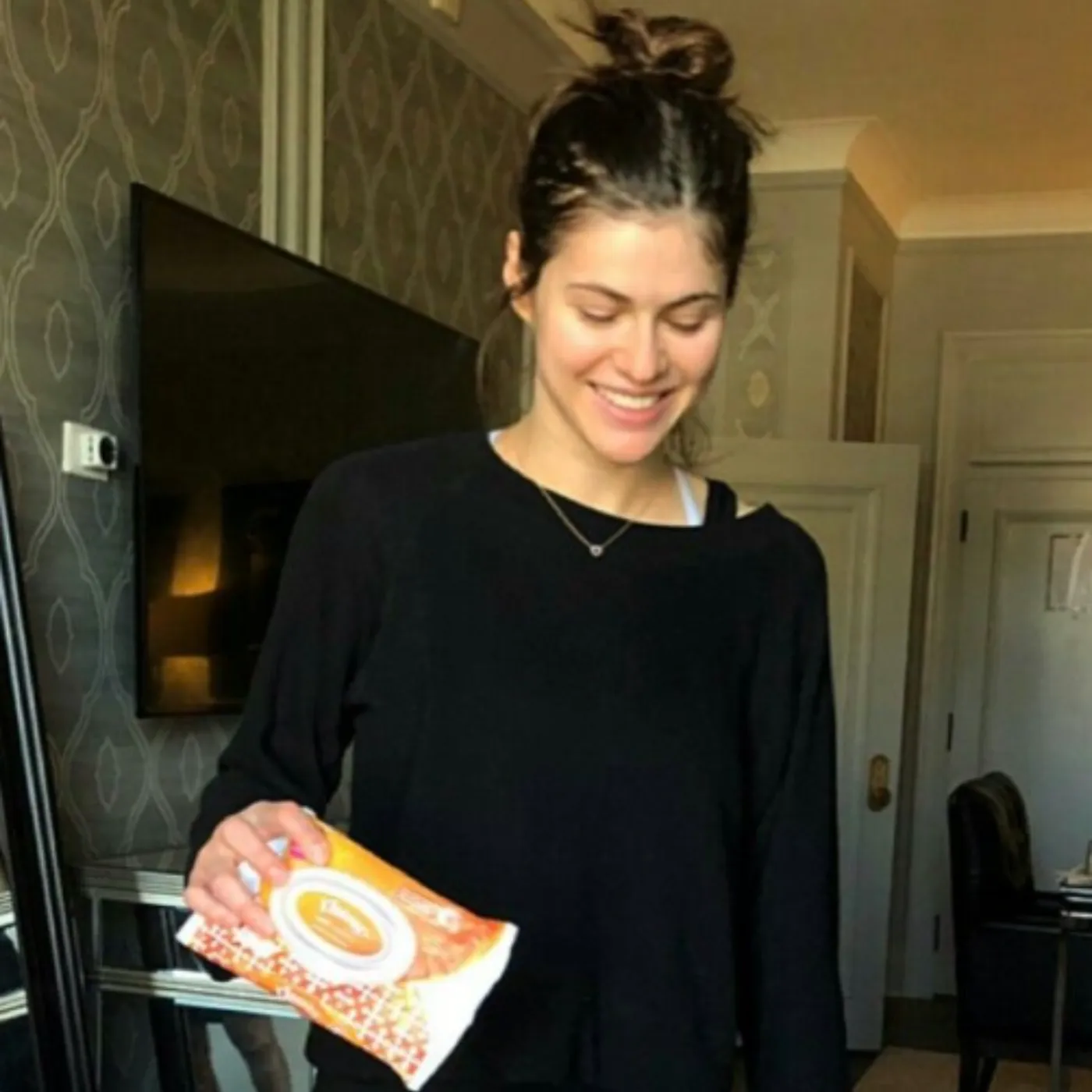 image_68663dde8d4a5 'I Couldn’t Say This Before' — Alexandra Daddario Breaks Silence on What Really Happened in 2021