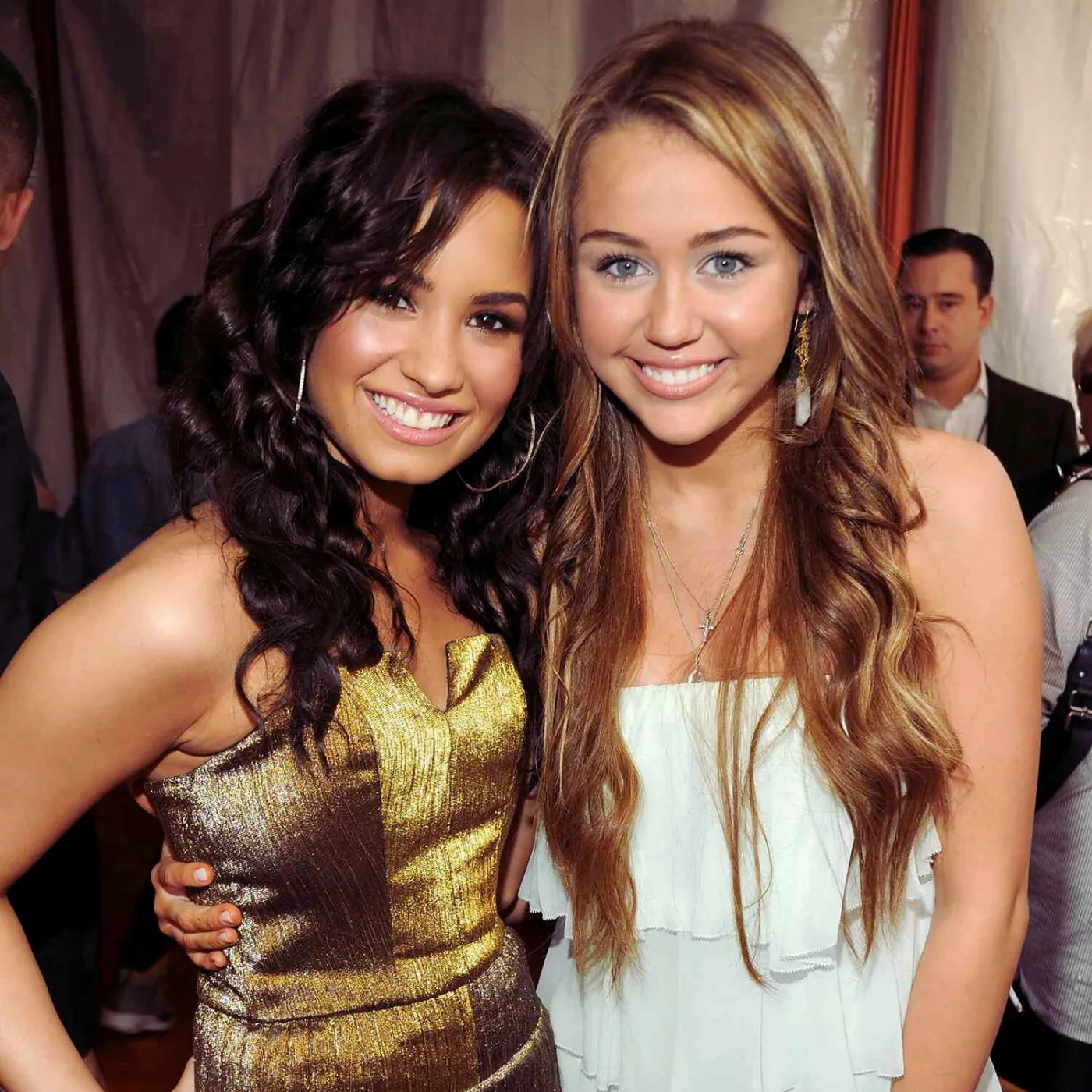 image_686646a6b2cf8 Walk of Fame Turns Into a Double Feature With Miley Cyrus and Demi Moore