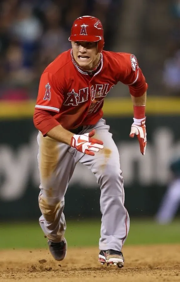 Wanted a pic of Mike Trout. You Won’t Believe What Bryce Elder Did to him — Cameras Caught Everything
