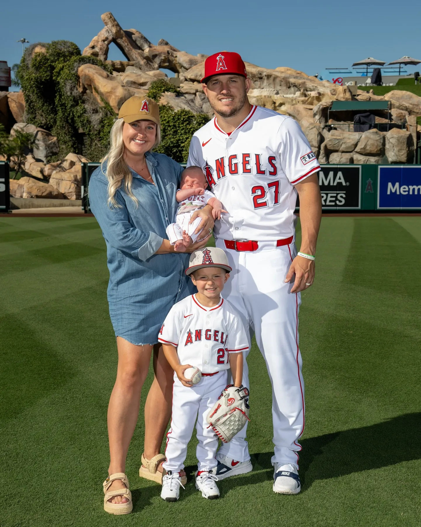 He Didn’t Talk About It for Years: Mike Trout Reveals How His Wife Saved His Career
