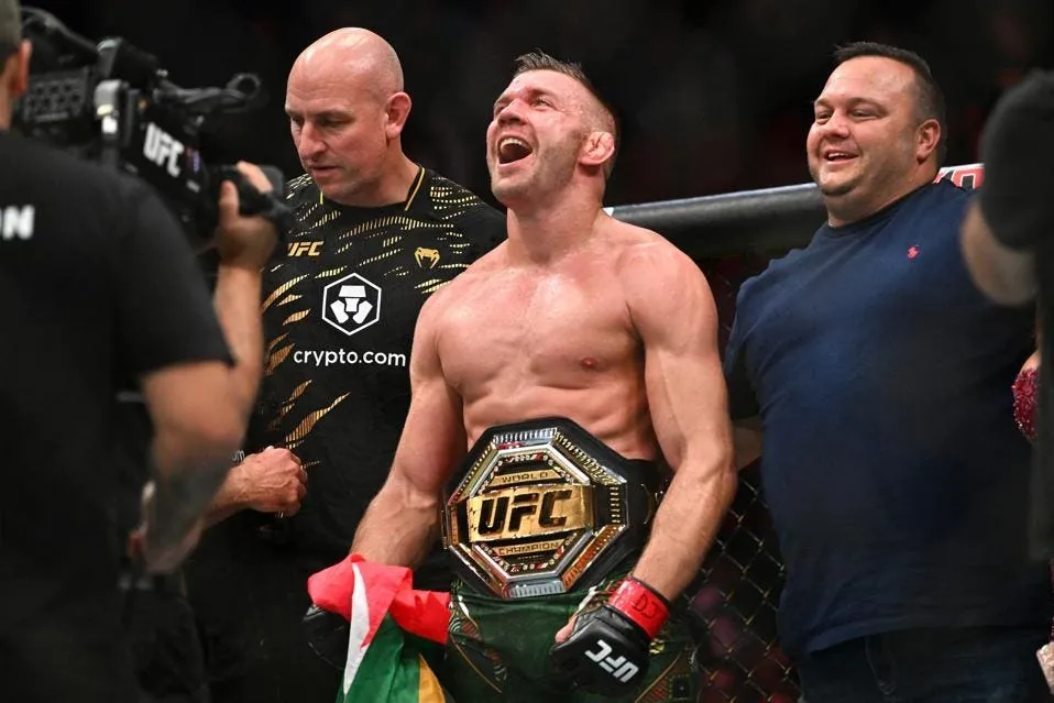 image_68674ae6017c1 Dricus Du Plessis Confronts Khamzat Chimaev: 'The Wolf' Will Fall at UFC 319