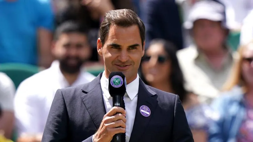 “He Thought No One Noticed — But Cameras Caught Federer’s Most Embarrassing Wimbledon Moment Yet”