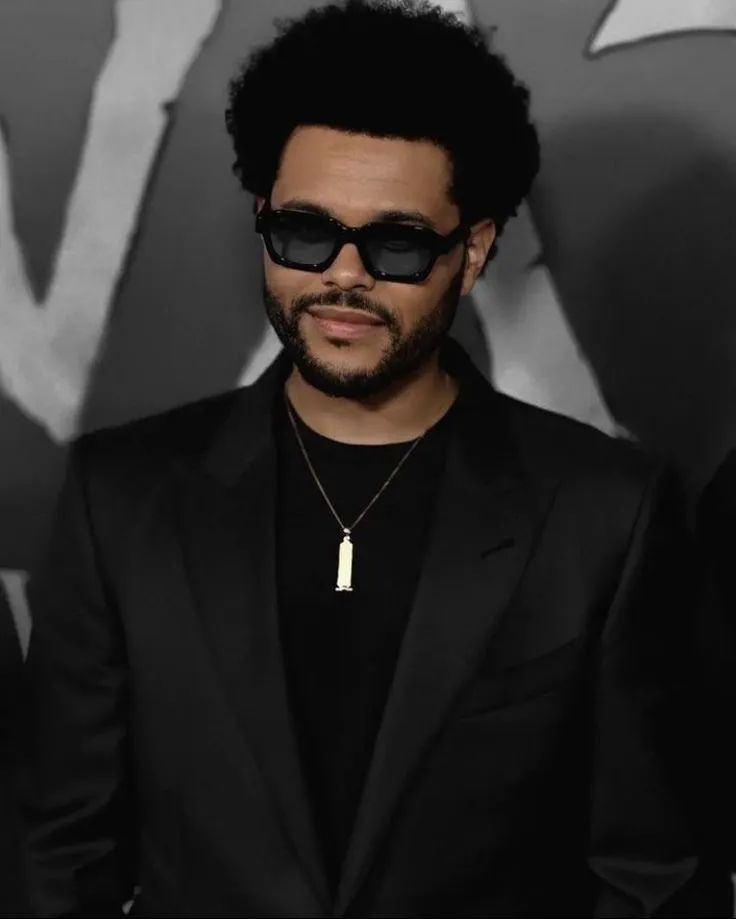 The Weeknd’s Shocking Move at Last Night’s Show Left Everyone Speechless — And Why Bruno Mars Is Trending Because of It