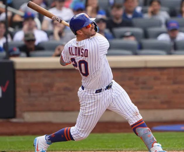 EXPLOSION! Pete Alonso Hits RBI Single to Bring Juan Soto Home, Mets Take the Lead!