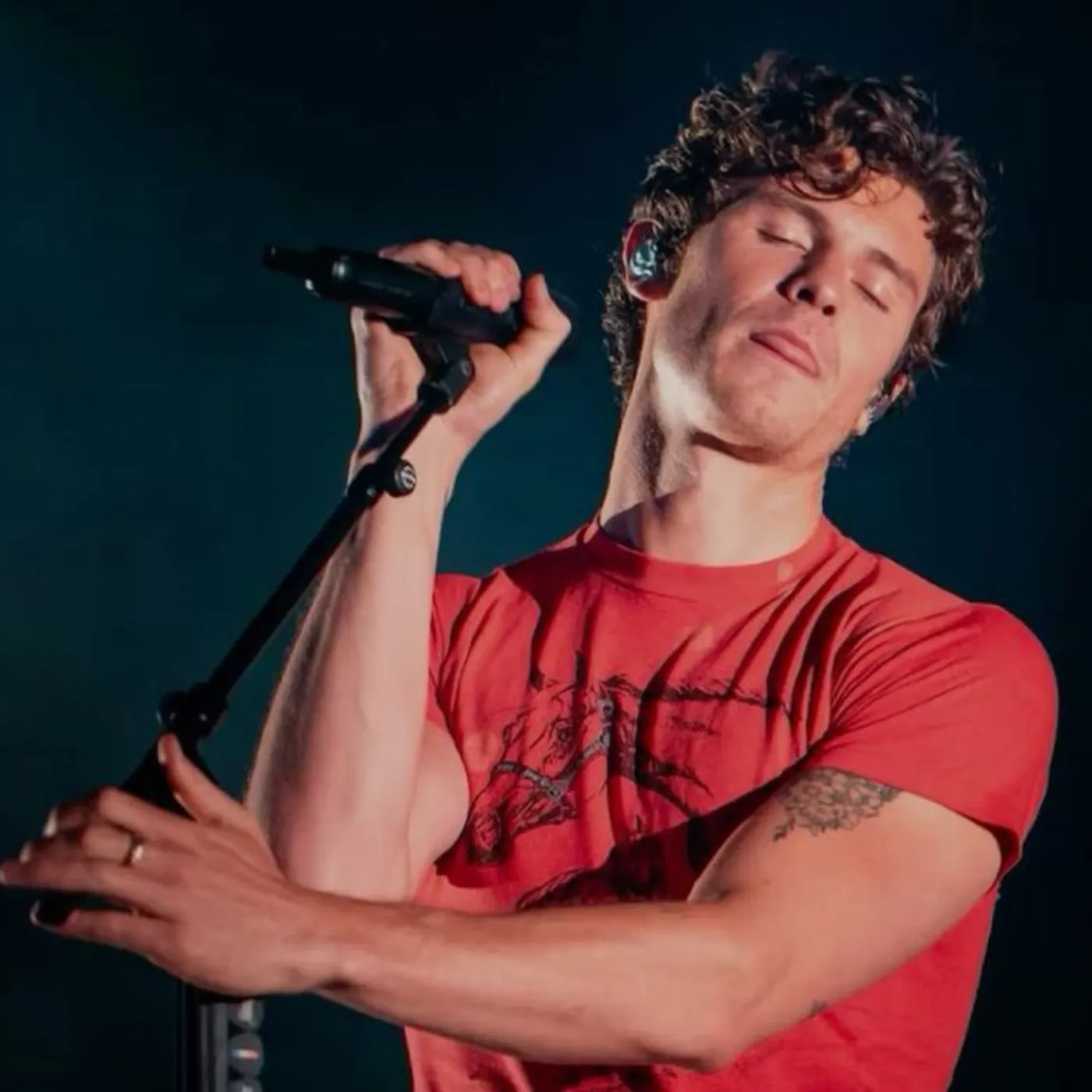 “Told to Shut Up”? Shawn Mendes Fires Back With Explosive New Direction