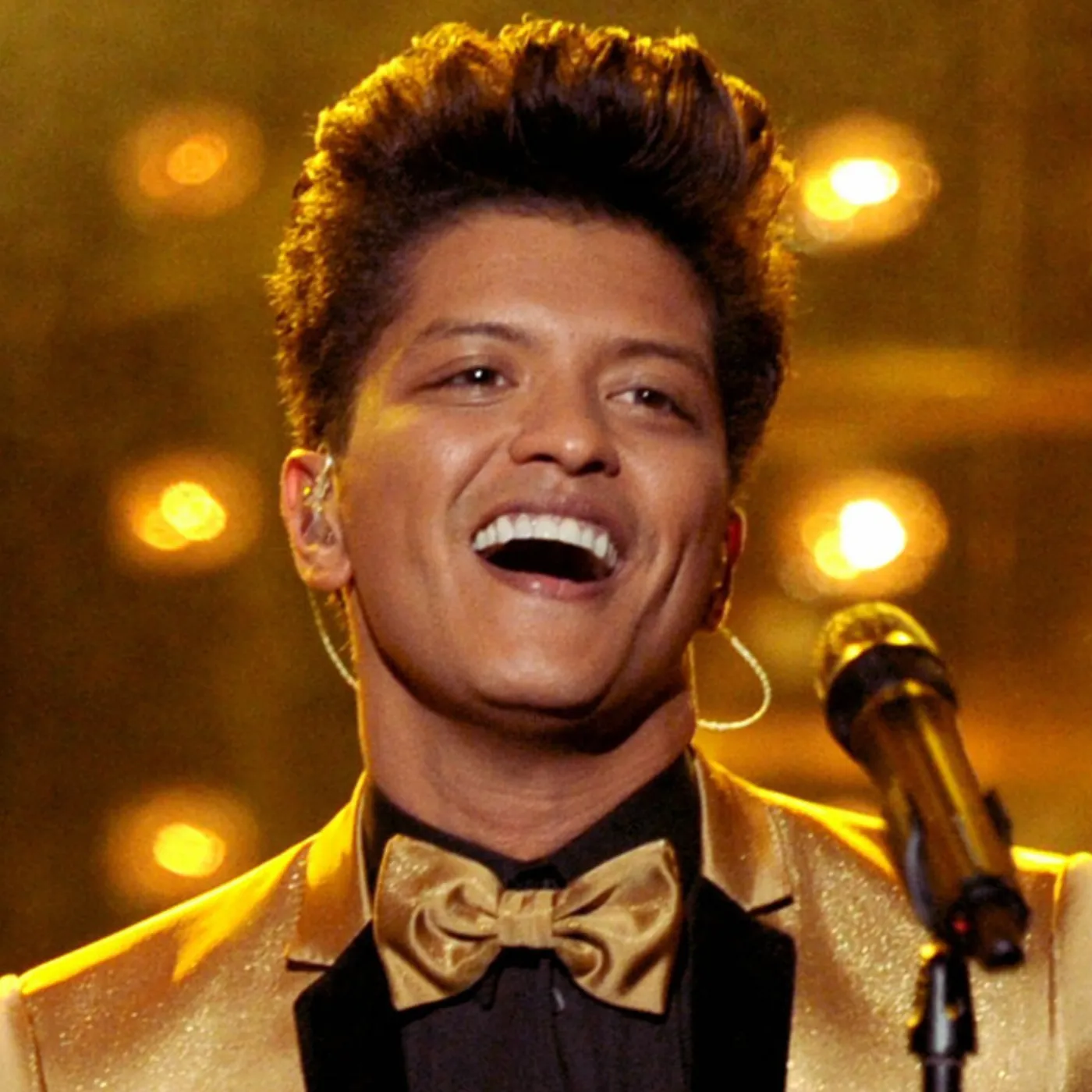 image_686b72f113574 Bruno Mars Wrote "Runaway Baby" for Someone He Couldn’t Name—Until Now