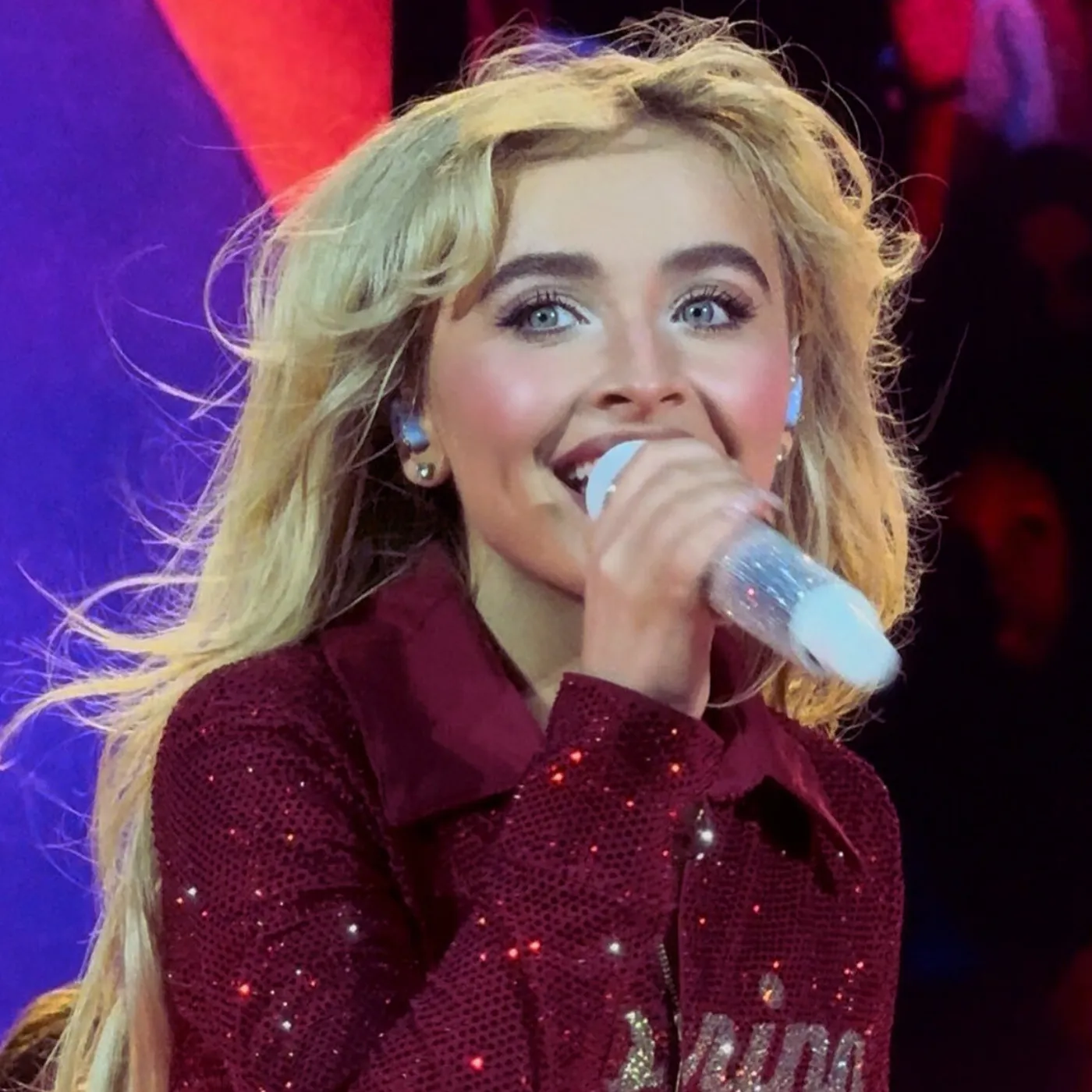 Sabrina Carpenter’s “Untold” Interview Just Dropped — Internet Melts Down Over Bombshells