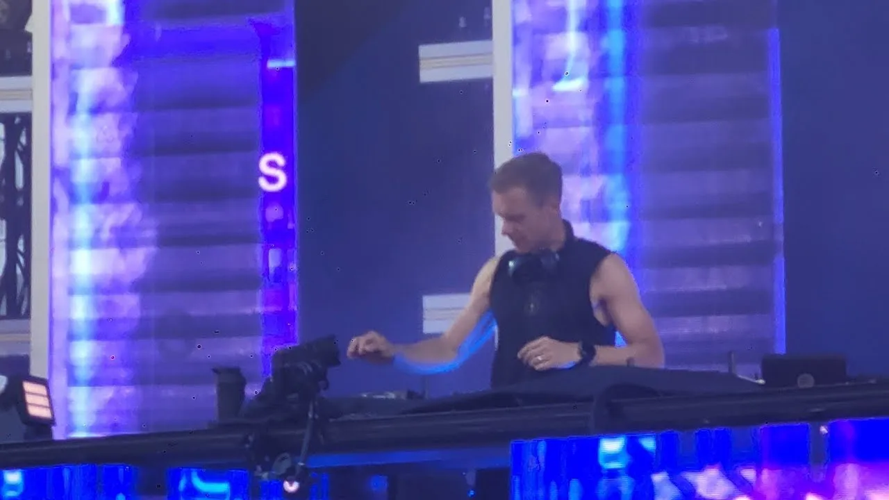 image_686c7baa2e193 Armin van Buuren is fiercely debated by fans for changing his style – What did he say?