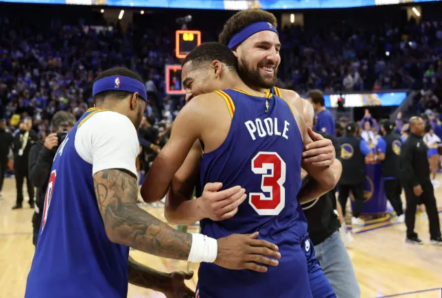 Klay Thompson Sends a Surprising 3-Word Message to Former Teammate After Joining the Mavs