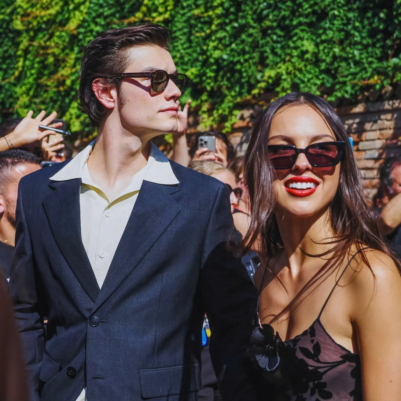 image_686f2ae6b7886 Olivia Rodrigo Faces Backlash Over “Training” Tactics on Her Golden Retriever Boyfriend