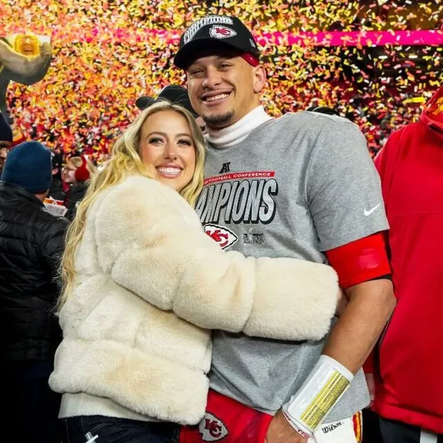 image_686f6b24cf6f7 BREAKING: 6 Private Jets Just Landed in Texas With 3 Tons of Food — But It Was the Mahomes Name on the Wings That Brought Millions to Tears