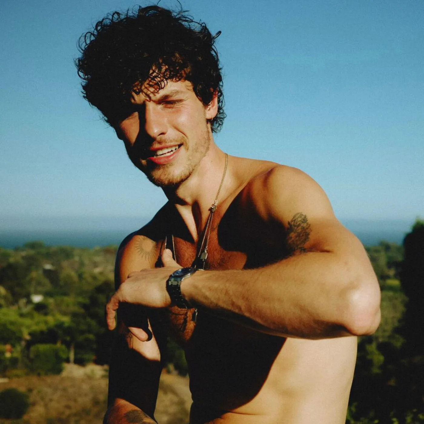 image_687097faefe70 ‘Just Friends?’ Shawn Mendes and Willow Smith Fuel Speculation with Cozy Meetups