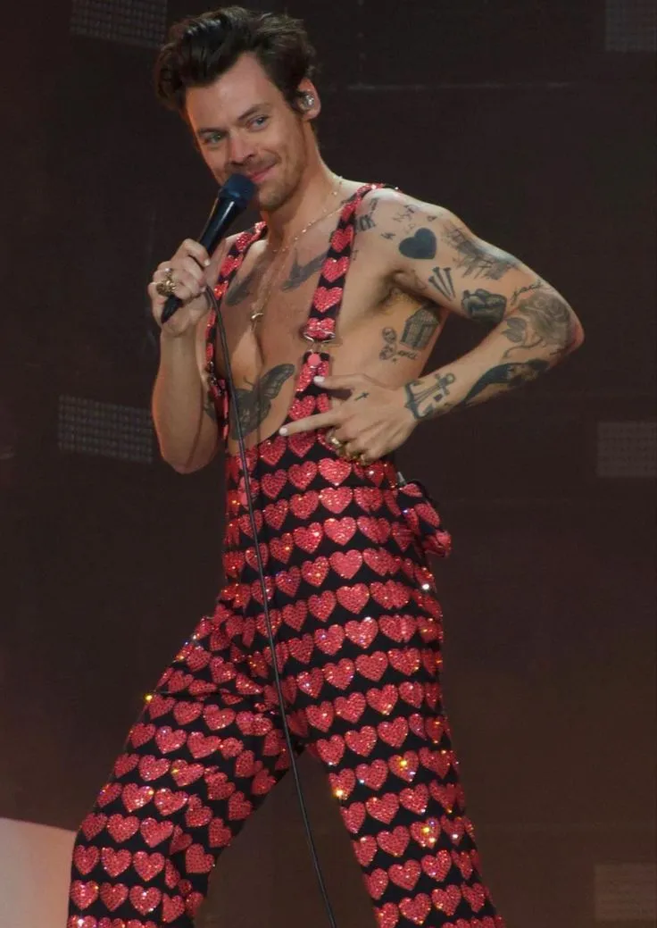 image_6870c5c9375c4 Party All Night? Inside Harry Styles’ 8 A.M. Music Marathon on the ‘Cotton Candy’ Yacht That’s Got the Internet Buzzing