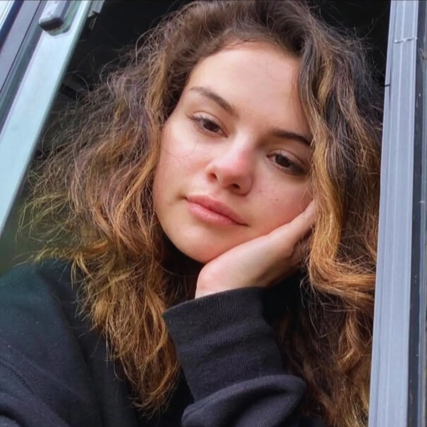 image_6871ea5759dfd Logan Lerman Calls Selena Gomez His “Childhood Crush”—And It Got Awkward on Set