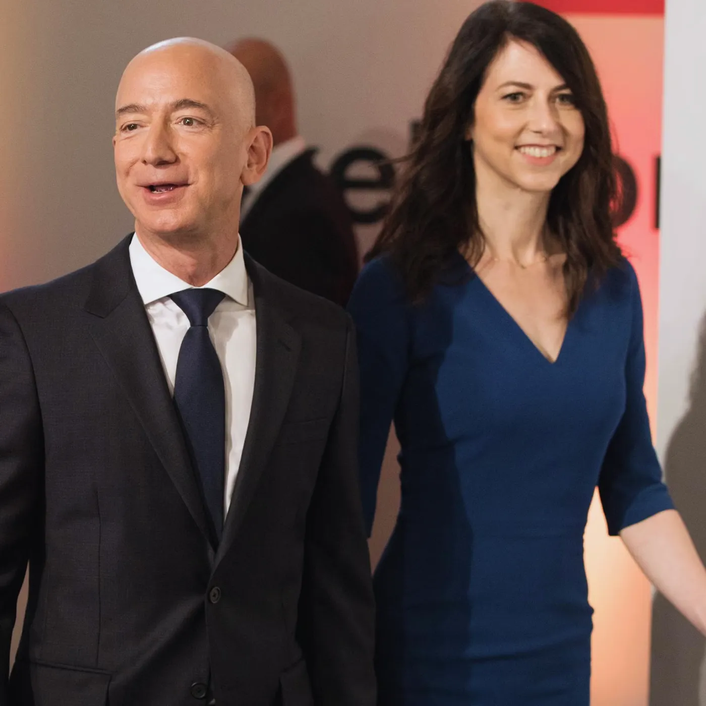 image_68734de9f3709 Jeff Bezos Watches His Ex Save the World While He Buys More Yachts