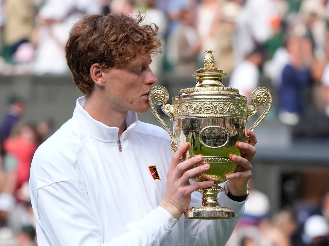 image_6874794d92494 How Jannik Sinner Shocked the Tennis World — And Exposed the Flaw That Took Down Carlos Alcaraz at Wimbledon
