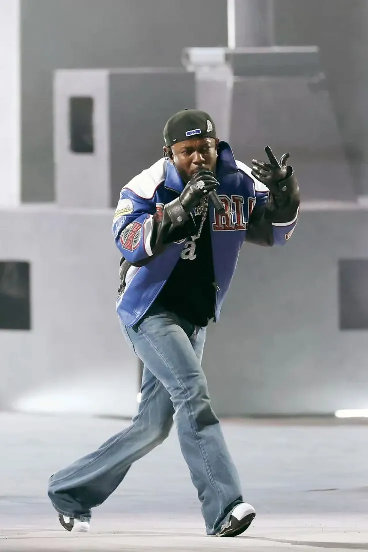 History Is Rewritten ! Kendrick Lamar Gets 4 Emmy Nominations For His AMAZING Super Bowl Performance! But Wait... Has There Ever Been A Halftime Show That Won An Award BEFORE?!