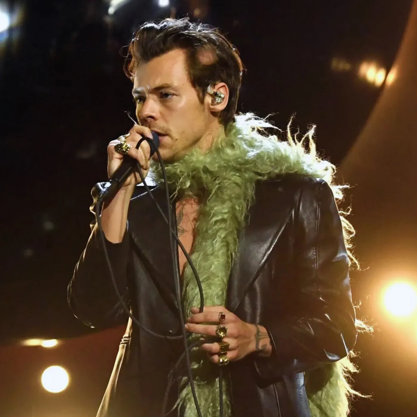 Harry Styles’ “Shocking” Warning to Camila Cabello After Signing 19 Harry Styles’ “Shocking” Warning to Camila Cabello After Signing
