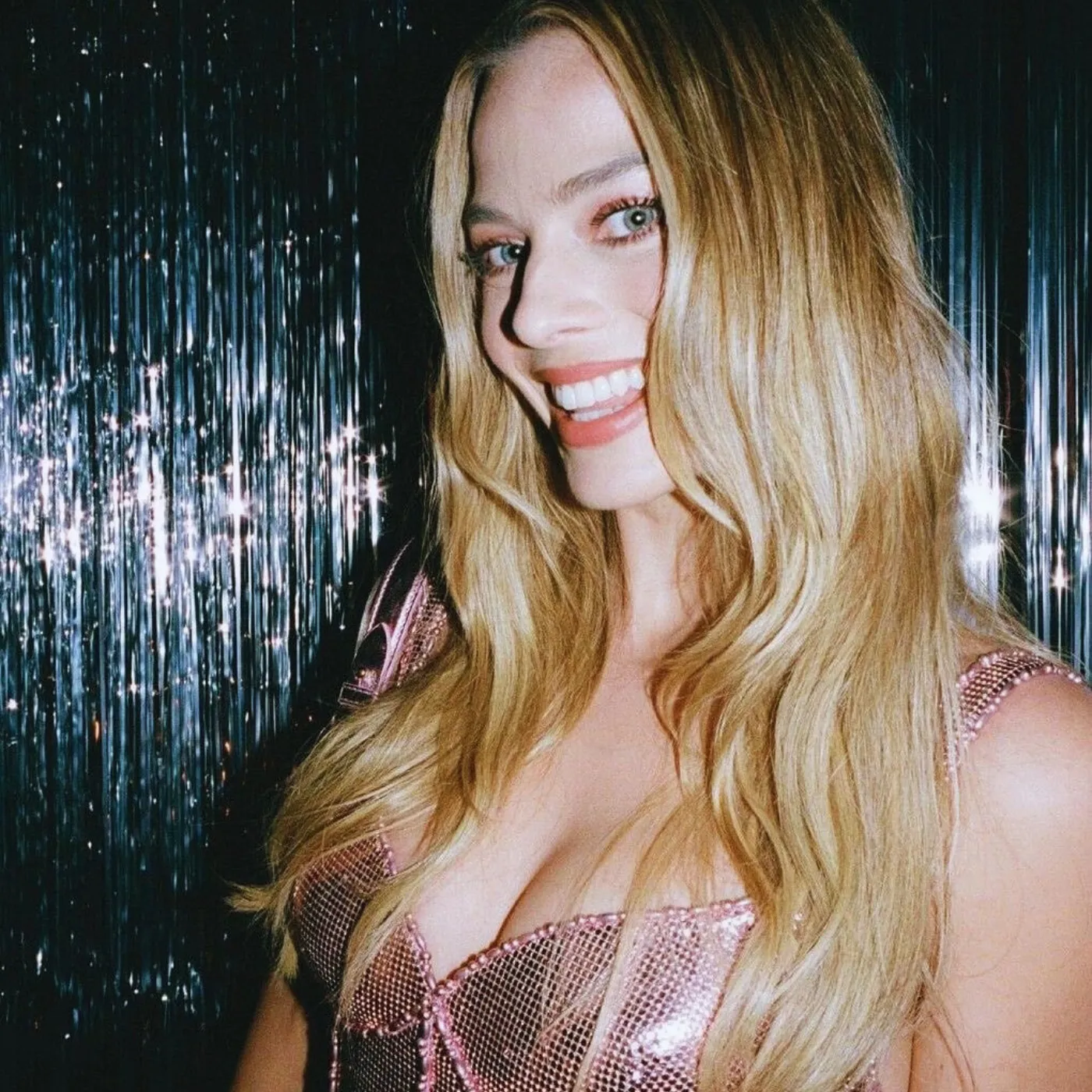 image_68776f1451174 Margot Robbie Obliterates Hollywood’s Old Guard in One Savage Move