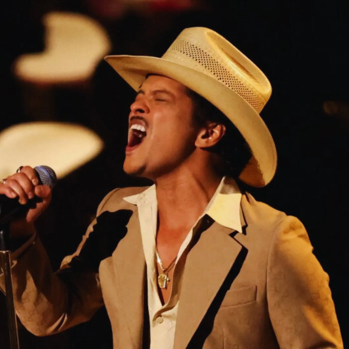 image_6877a5b9d2663 Bruno Mars Opens Up About Battle With Crippling Anxiety