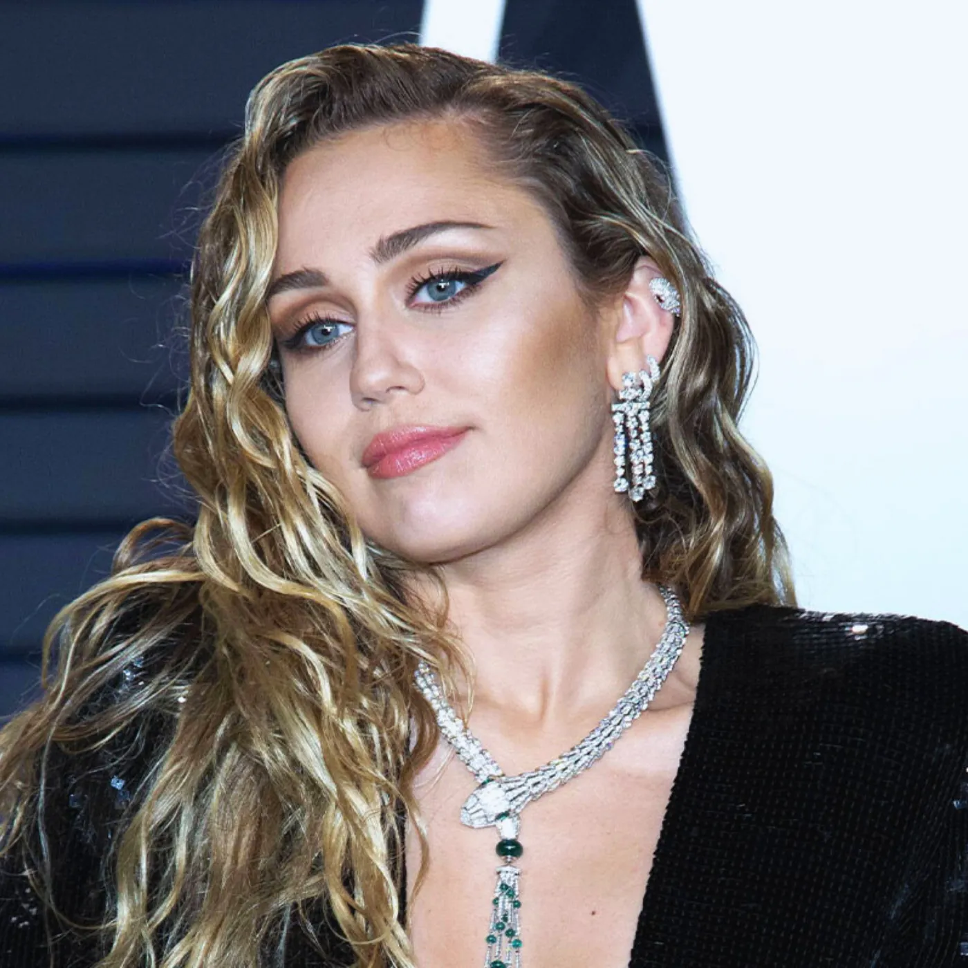 image_6878645d8f3cc Miley Cyrus Declares No Competition After Powerful Beyoncé Paris Duet