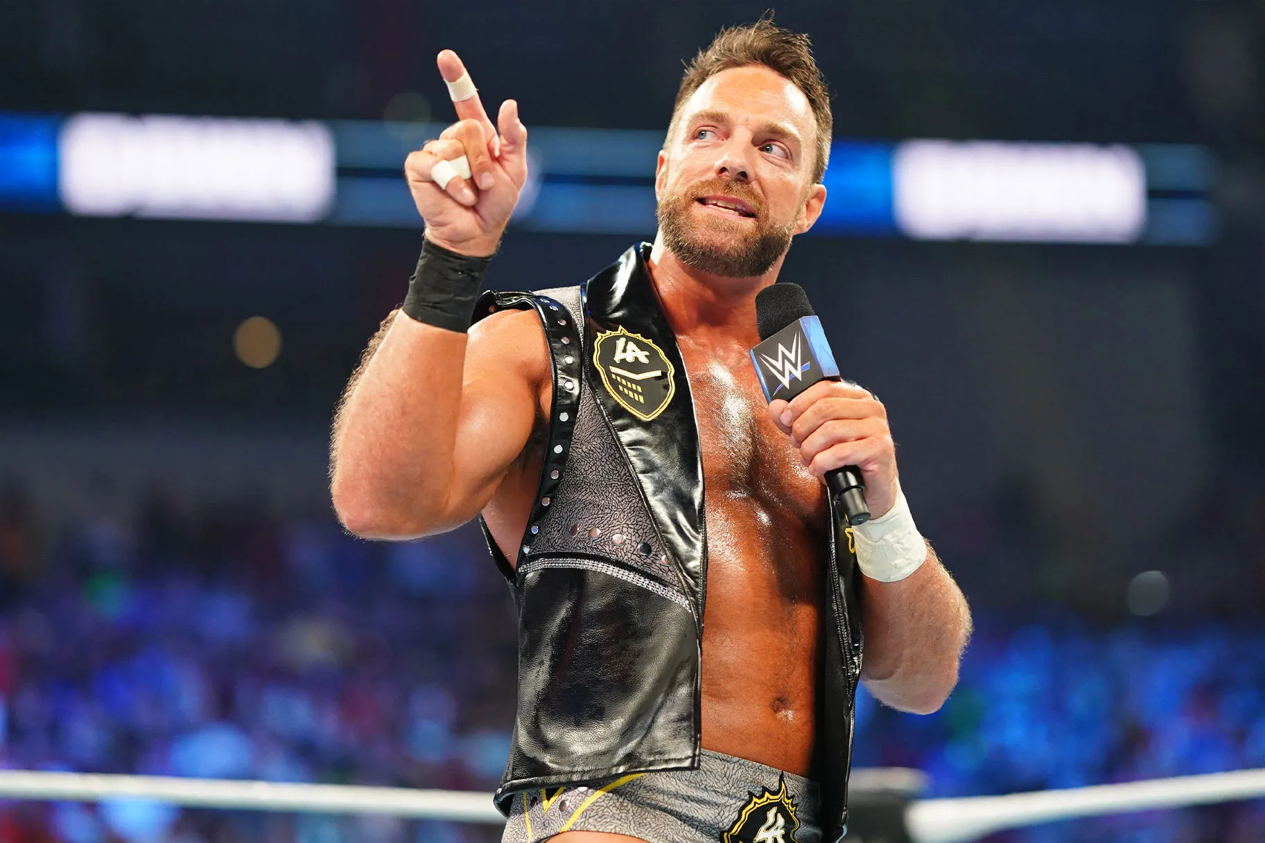 LA Knight Sends Savage Message to Injured Seth Rollins — 'Get Better So I Can Hurt You the Right Way!'